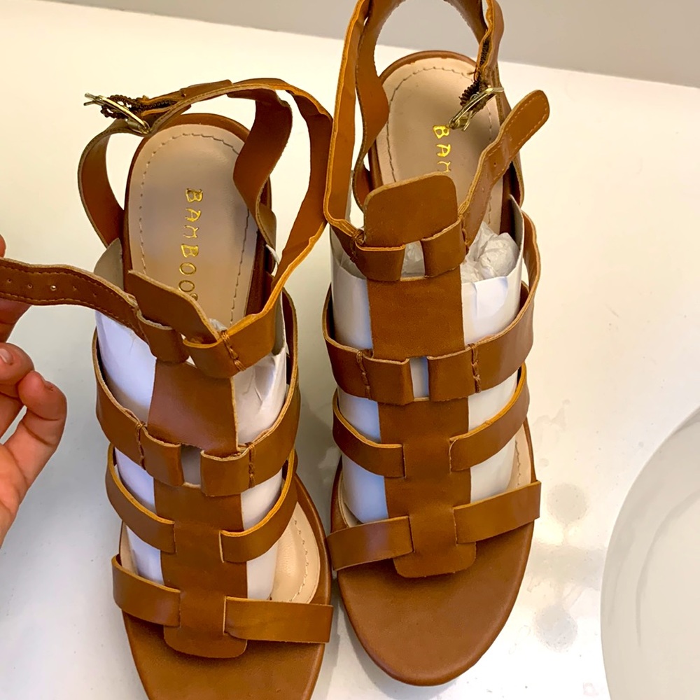 Wedge sandals